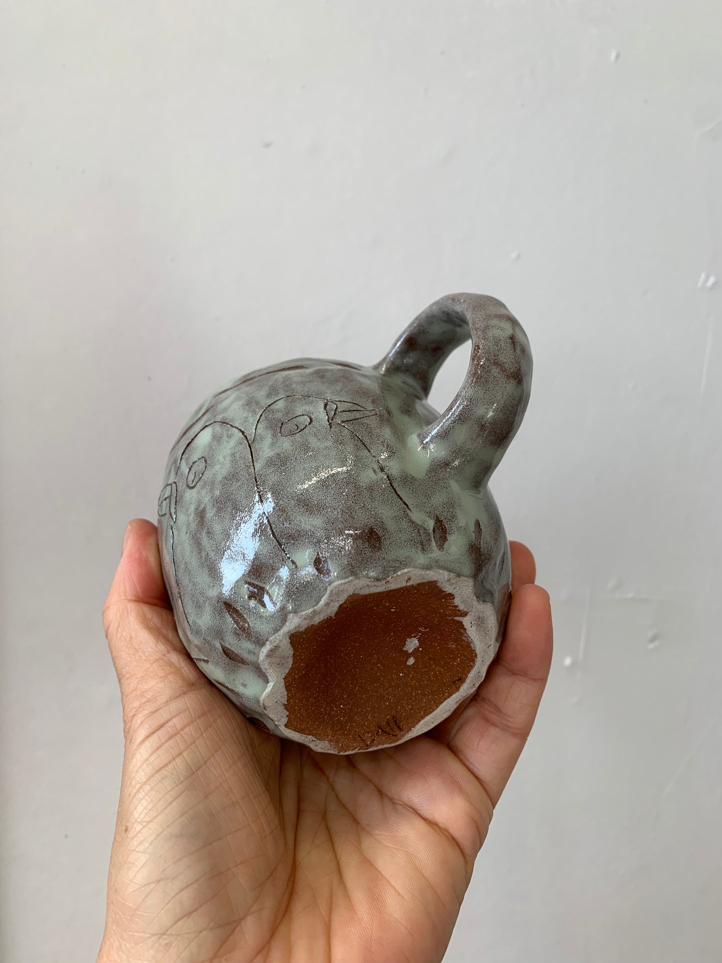 Pigeon Pinched Mug (DEMO)